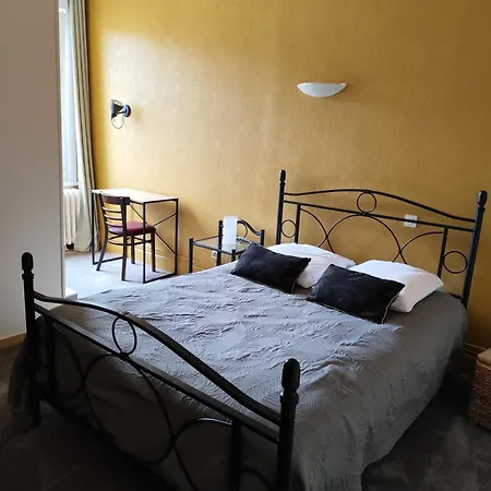 De La ホテル Le Nouvion-en-Thierache